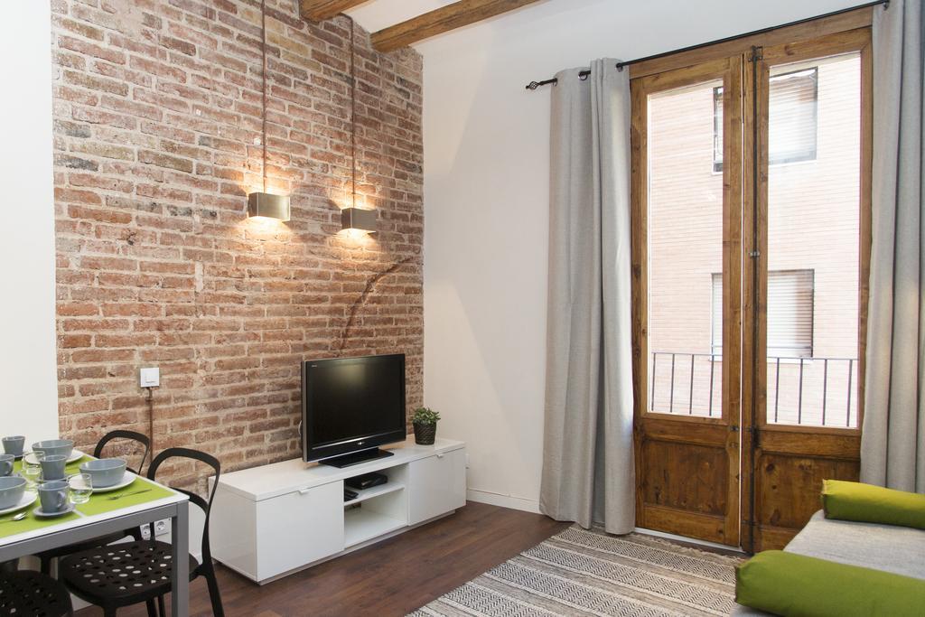 Apartments Barcelona Sagrada Quarto foto